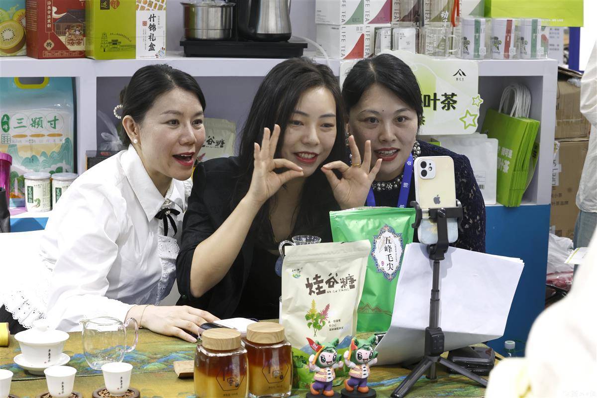 老牌伯爵棋牌